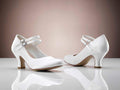 Pumps med 2 remmar och strass-spänne